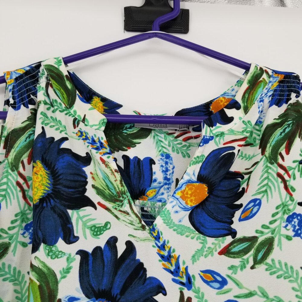 Dahlia Floral Sleeveless V-neck Tank Top / Shell -Lightweight & Versatile - Picture 3 of 5